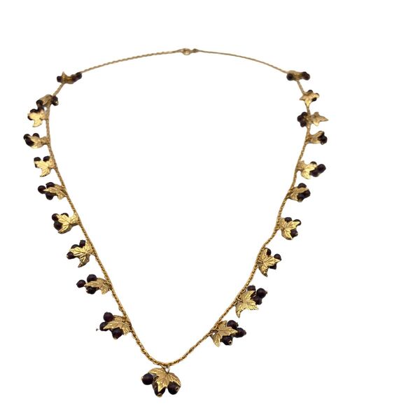 Vintage Jewelry - Grape Necklace Womens Very Dark Red Bead Gold Tone Leaves Retro Toggle Chain